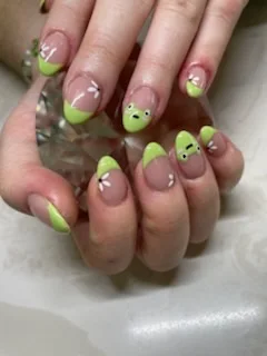 Little green friends nail design supplied by Hip Hop Nails